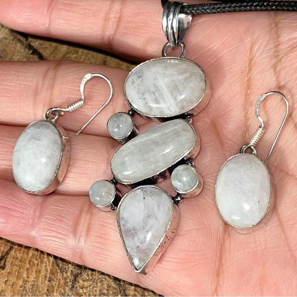 handmade & handcrafted gemstone jewelry Jewelry - Rainbow Moonstone Pendant & Earrings Set